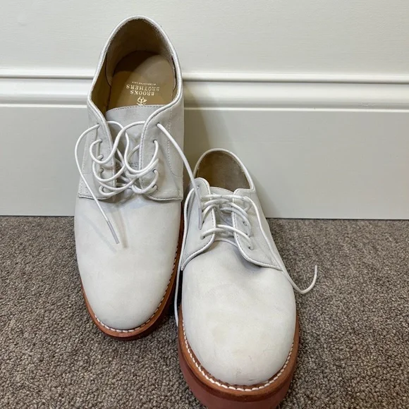 Brooks Brothers | Shoes | Brooks Brothers White Bucks | Poshmark